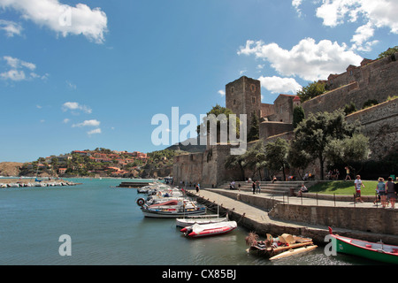 Mittelalterliche Stadt Collioure in Südwest-Frankreich Stockfoto