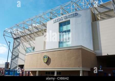 Leeds United Osttribüne von außerhalb der Erde Stockfoto