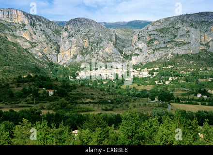 Moustiers Ste Marie Dorf Provence Alpes du haute-Provence Frankreich Südeuropa Stockfoto