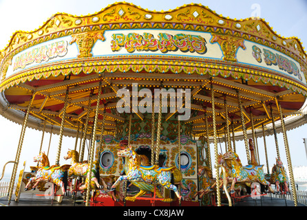 Karussell am Pier von Brighton Stockfoto