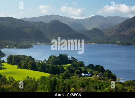 Panorama von Derwentwater im englischen Lake District aus Castlehead Sicht in den frühen Morgenstunden Stockfoto