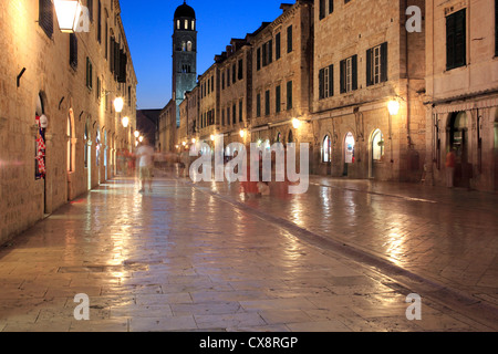 Altstadt in den Abend, Stradun, Dubrovnik, Dalmatien, Kroatien Stockfoto