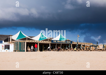 Das Wasserloch Inn am Strand von Perranporth Cornwall England Uk Stockfoto
