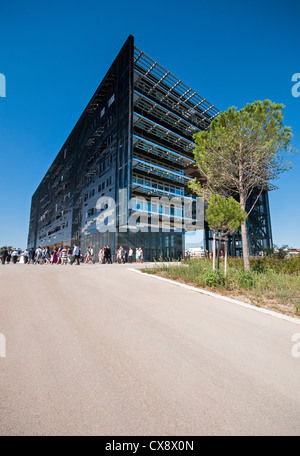 Das neue Rathaus von Jean Nouvel entworfen und befindet sich im Herzen von Port Marianne, Montpellier, Südfrankreich Stockfoto