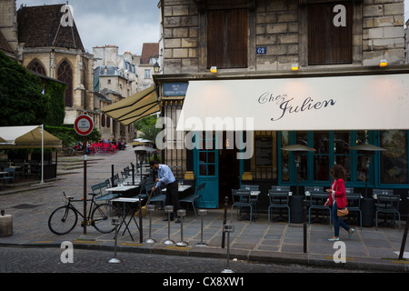 Restaurant in Paris in der Nähe von Jardin du Luxembourg Stockfoto