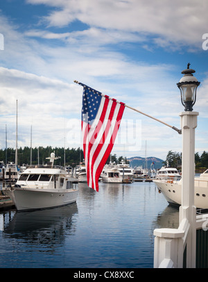 Ankern Boote im Hafen von Roche auf San Juan Island im US-Bundesstaat Washington Stockfoto