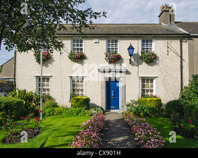 Der Garda (Polizei) Station in der Küstenstadt Stadt der Schären, North County Dublin, Irland Stockfoto