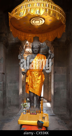 Angkor Wat, Kambodscha, Statue von Vishnu, Osteingang Stockfoto