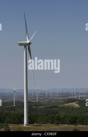 Bild: Steve Race - die Wind-Turbine-Installation an La Fatarella, Katalonien, Spanien. Stockfoto