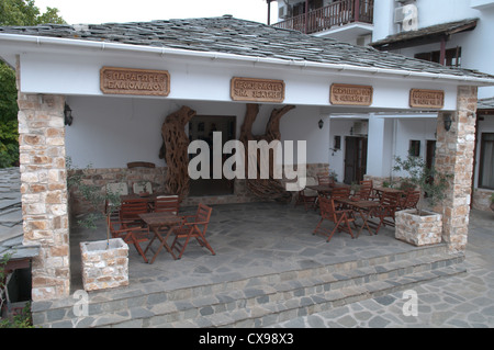 Thassos, Griechenland. Griechische Insel. September. Traditionelle Ölmühle Museum in Panagia. Stockfoto