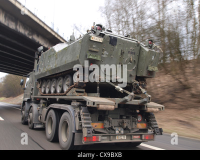 Militärische Iveco LKW EuroTrakker Cursor Stockfoto