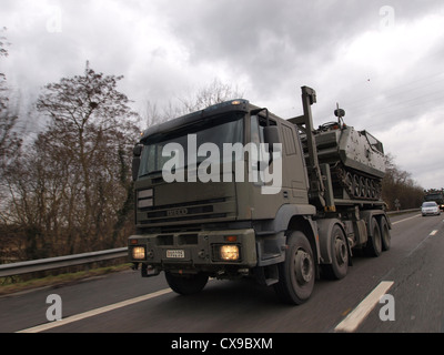 Militärische Iveco LKW EuroTrakker Cursor Stockfoto