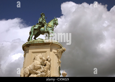 Statue von König Joseph tun ich in die Prace Commercio in Lissabon, Portugal. Stockfoto