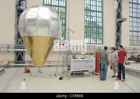 Heissdampfaerostat - ein Ballon mit Heißdampf betrieben Stockfoto