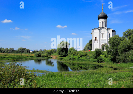 Kirche der Fürbitte am Nerl Fluss (1165), Amtsbereich, Vladimir Region, Russland Stockfoto