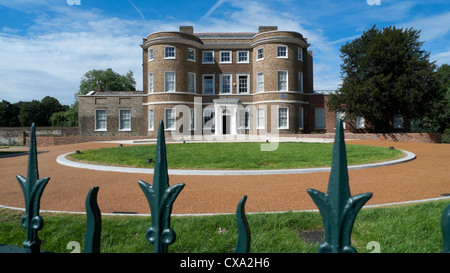 Außenansicht des William Morris Gallery Gebäude auf "Forest Road' in Walthamstow London England UK KATHY DEWITT Stockfoto