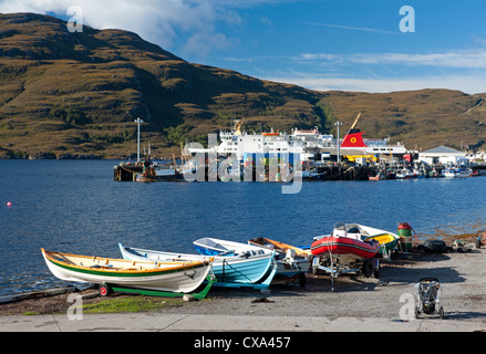 Ullapool, Fischerei und Tourismus Fährhafen auf Loch Broom, Wester Ross Highland Region Schottlands.   SCO 8534 Stockfoto