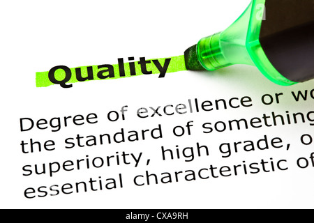 Definition des Wortes, die Qualität in grün mit Filzstift hervorgehoben Stockfoto