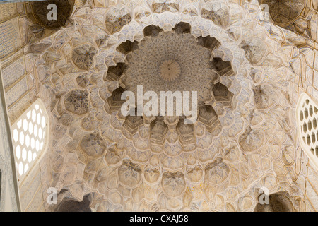 Detail der kleinen Kuppel, Twin gewölbten Mausoleum, Shah-i Zinda, Samarkand, Usbekistan Stockfoto