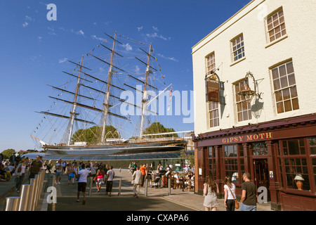 Die Gipsy Moth Pub und Cutty Sark, Greenwich, London, UK Stockfoto