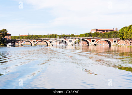 Der berühmte Pont Neuf Brücke Fluss Garonne Kreuzung in Toulouse Haute-Garonne Midi-Pyrenäen Frankreich Stockfoto