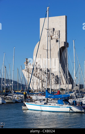 Denkmal der Entdeckungen über Marina Doca de Belem, Belem, Lissabon, Portugal, Europa Stockfoto