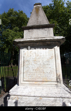 Henry Raine (1679-1738) Denkmal Grab, St. George in East Church in London, England, Großbritannien. Stockfoto