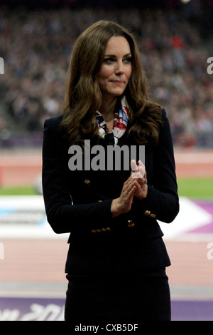 Catherine, Herzogin von Cambridge im Olympiastadion bei den Paralympics in London 2012. Stockfoto