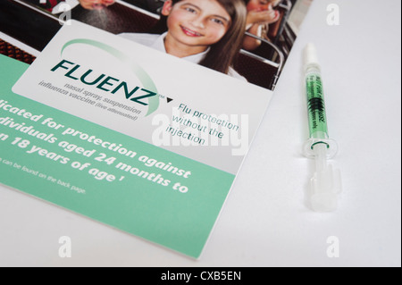 Fluenz Nasenspray Influenza-Impfstoff für Kinder. Dies ist eine alternative zu einer Injektion Stockfoto