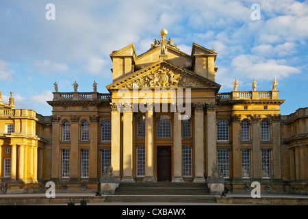Haupteingang, Blenheim Palace, UNESCO-Weltkulturerbe, Woodstock, Oxfordshire, England, Vereinigtes Königreich, Europa Stockfoto