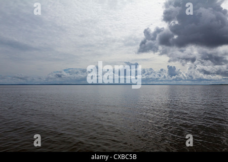 Võrtsjärv See, Wolke, Wolken, Reflexion, Schatten, Wasser, See, Stille, Ruhe, Insel, Tondisaar, mystische Stockfoto