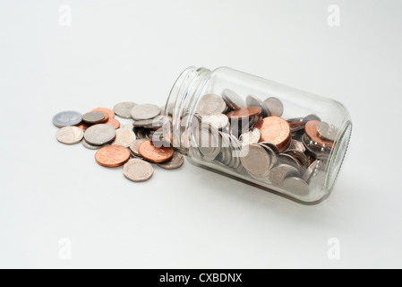 Ein Glas von Geld auf die Seite Stockfoto