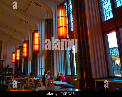 Helsinki Art Nouveau Restaurant Eliel Grand "Jugend" Interieur in Helsinki Bahnhof Finnland Stockfoto