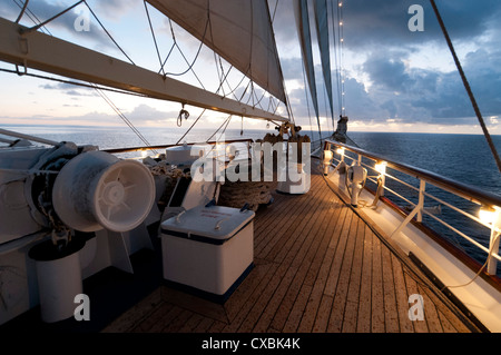 Star Clipper Segeln Kreuzfahrtschiff, Nevis, West Indies, Karibik, Mittelamerika Stockfoto