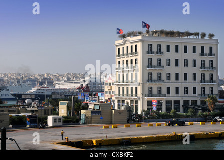 Das Hellenic Seaways Bürogebäude im Hafen von Piräus in Athen Griechenland Stockfoto