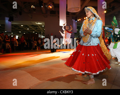 ITB Berlin 2007: Tanzgruppe in Tracht Stockfoto