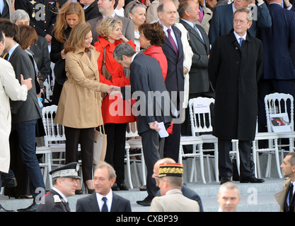 Valerie Trierweiler, der Partner des französischen Präsidenten Francois Hollande, wird während der Bastille Day Parade begrüßt werden. Stockfoto