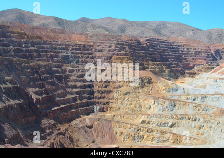 Die Lavendel offene Grube Kupfermine in Bisbee, Arizona, Vereinigte Staaten von Amerika, Nordamerika Stockfoto