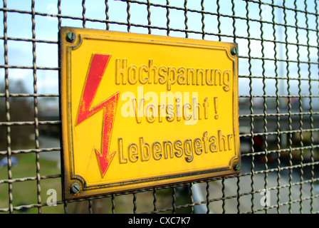 Hamburg, Vorsicht Hochspannungs- Stockfoto