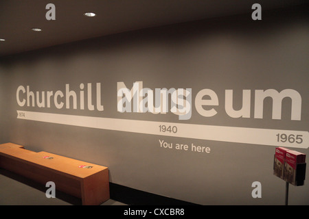 Wandbild am Eingang das Churchill Museum, im Museum Churchill War Rooms, Churchills Krieg Bunker, London, UK. Stockfoto