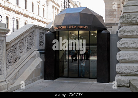 Main Street Level Eingang zum Museum Churchill War Rooms, Churchills Krieg Bunker, London, UK. Stockfoto