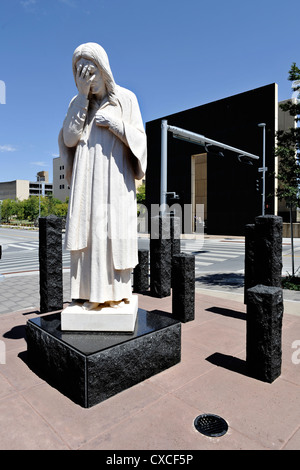 Und Jesus weinte Statue, Oklahoma Bombardierung Gedenkstätte, Oklahoma Gedenkstätte Stockfoto