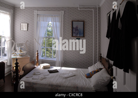 Ein Schlafzimmer in Dr Wilfred Grenfell Haus, St Anthony, Neufundland Stockfoto