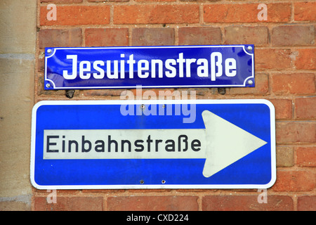 Einbahnstraße Stockfoto