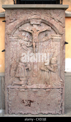 Tarvisio, Grab auf dem Friedhof der Kirche des Heiligen Petrus und Paulus Stockfoto