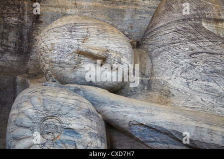 Liegender Buddha-Statue, Gal Vihara, Polonnaruwa, UNESCO-Weltkulturerbe, North Central Province, Sri Lanka, Asien Stockfoto