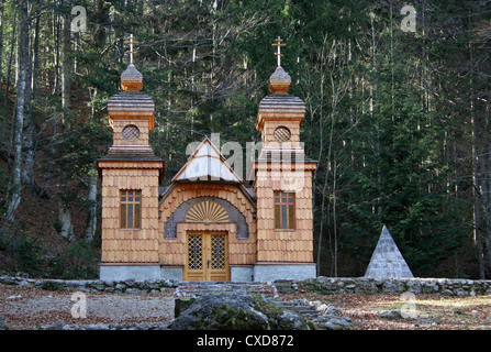 Kranjska Gora, die russische Kapelle in den Julischen Alpen Stockfoto