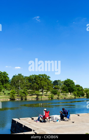 Angeln am Jefferson Lake Forest Park, St. Louis, Missouri, USA Stockfoto