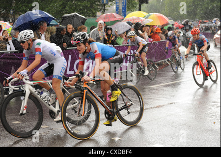 Radfahrer im Straßenrennen bei den Olympischen Spielen 2012 in London Stockfoto