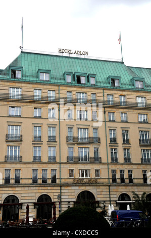 Hotel Adlon Unter Den Linden Berlin Deutschland Stockfoto
